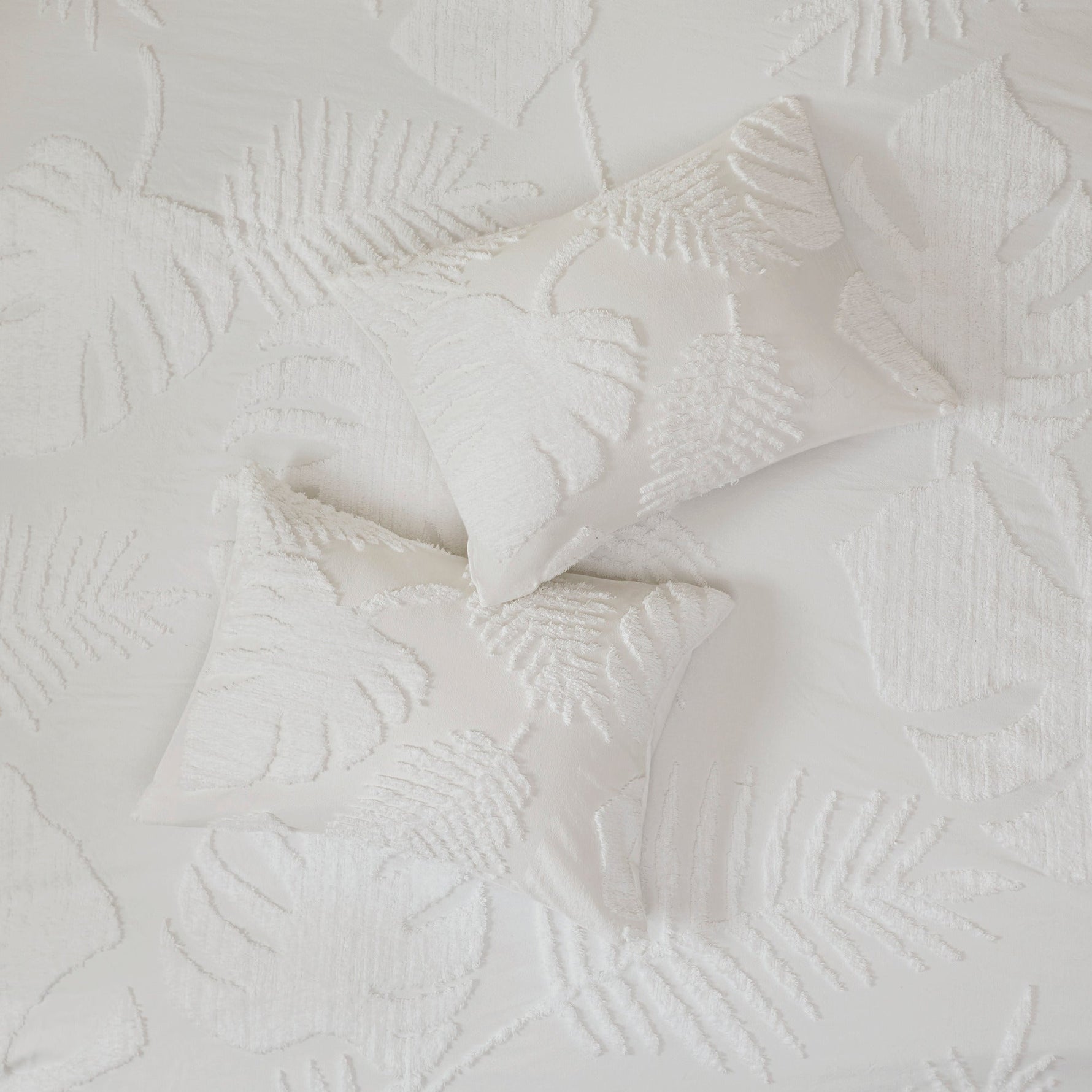 3 Piece Tufted Cotton Chenille Palm Comforter Set Off-White King/Cal King