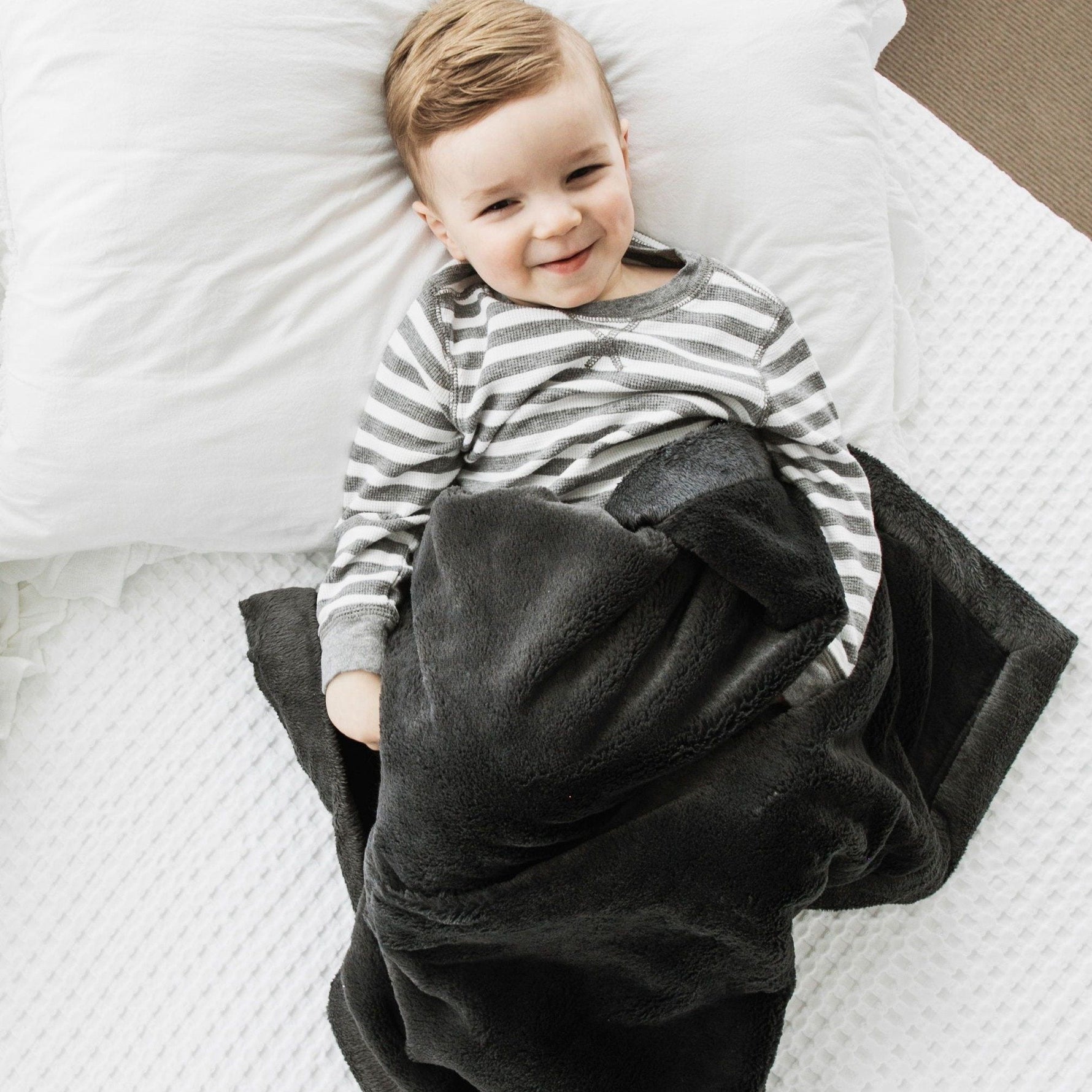Lush Receiving Blanket 30x40 Inch by Saranoni