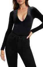 Good American Plunge Neck Long Sleeve Velvet Bodysuit in Black001