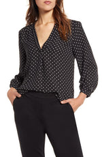 Vince Camuto Polka Dot V-Neck Top in Rich Black, Size Medium
