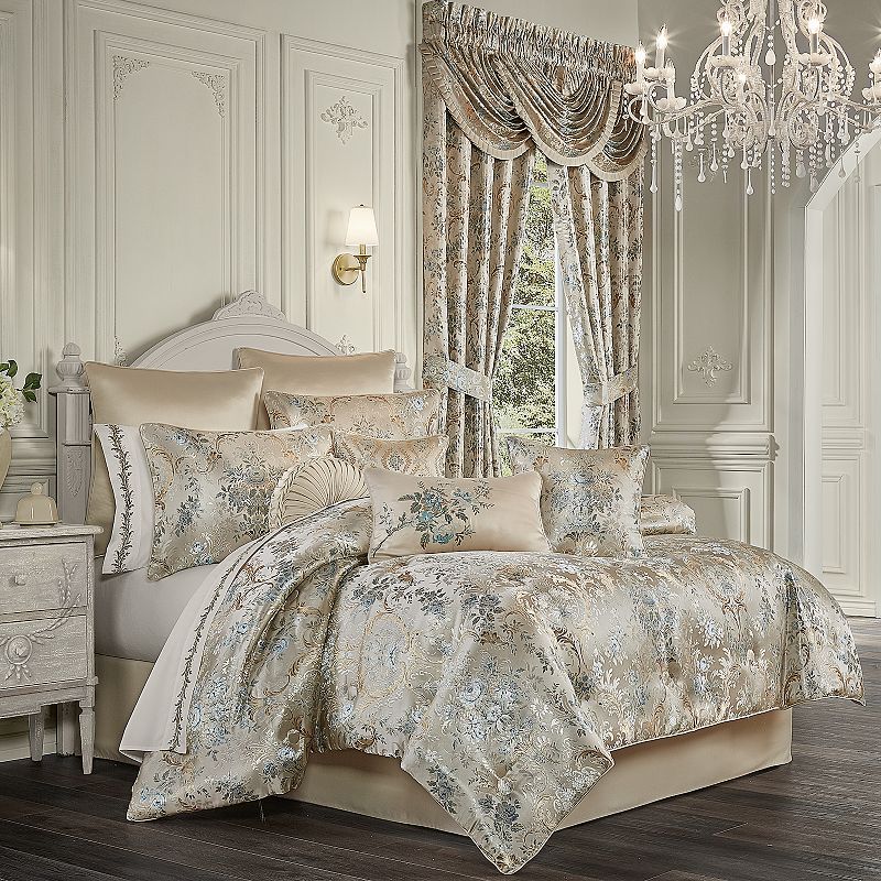 J Queen New York Jacqueline 4 Pc Comforter Set - Queen