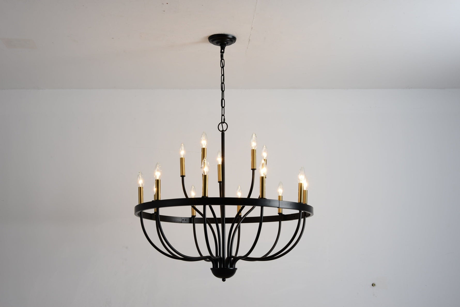 18-Light Industrial Iron Candle Chandelier