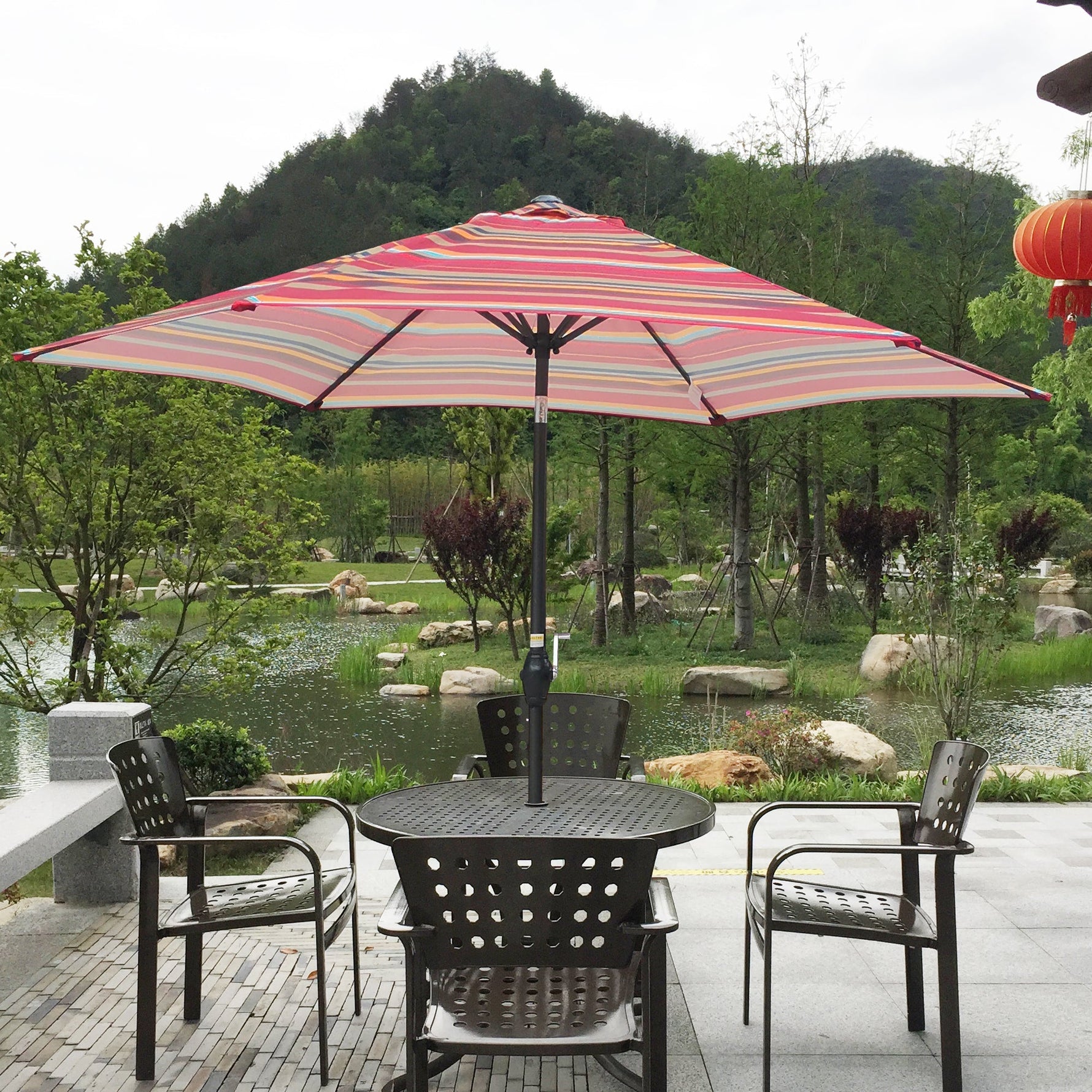 9FT Umbrella Red Stripes