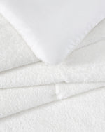 Cloud Silque Stitch Comforter