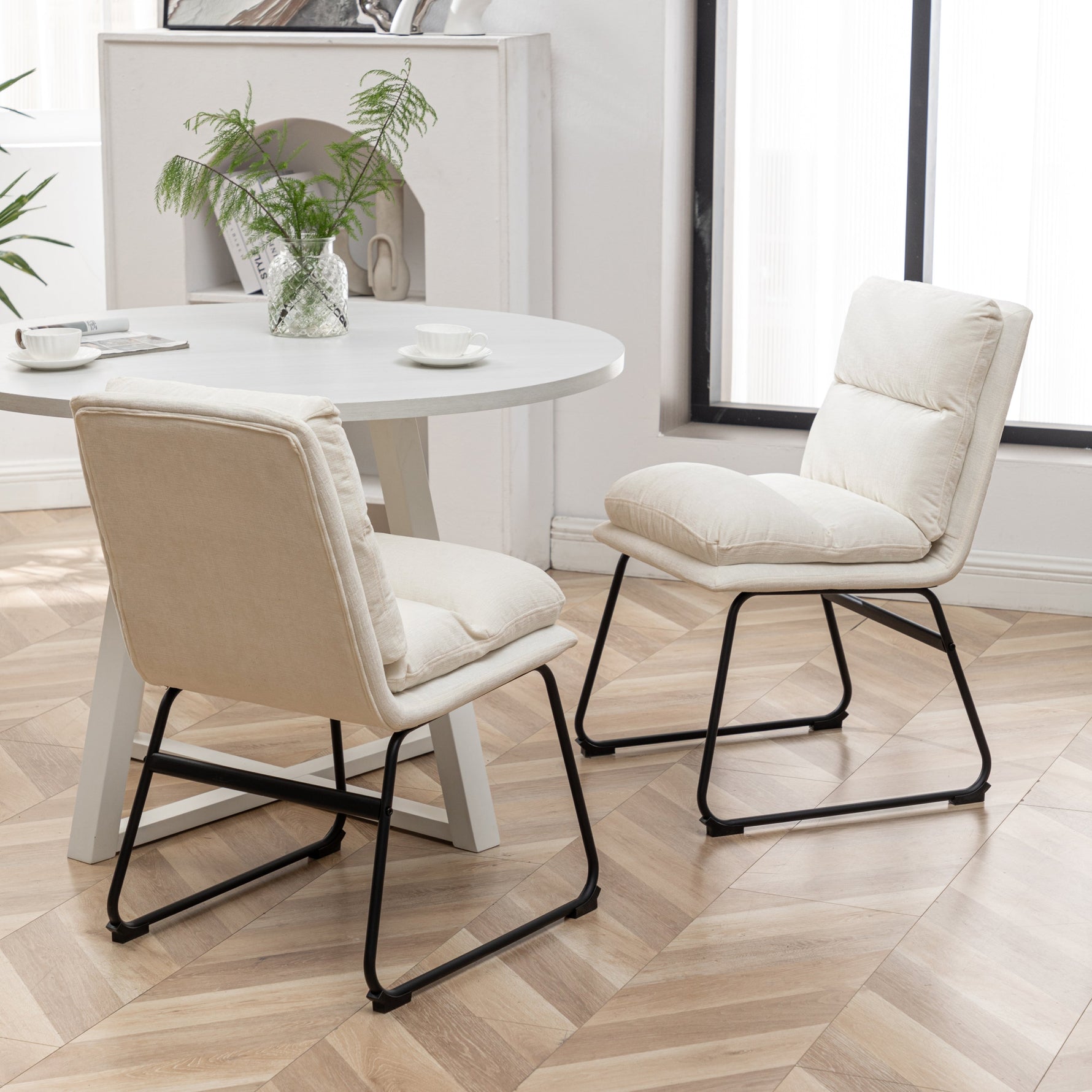 Innes 5-Piece Round Dining Set