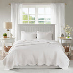 3 Piece Reversible Scalloped Edge Quilt Set White King/Cal King